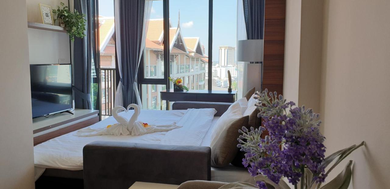 The Astra Chiang Mai Family Room Exterior photo